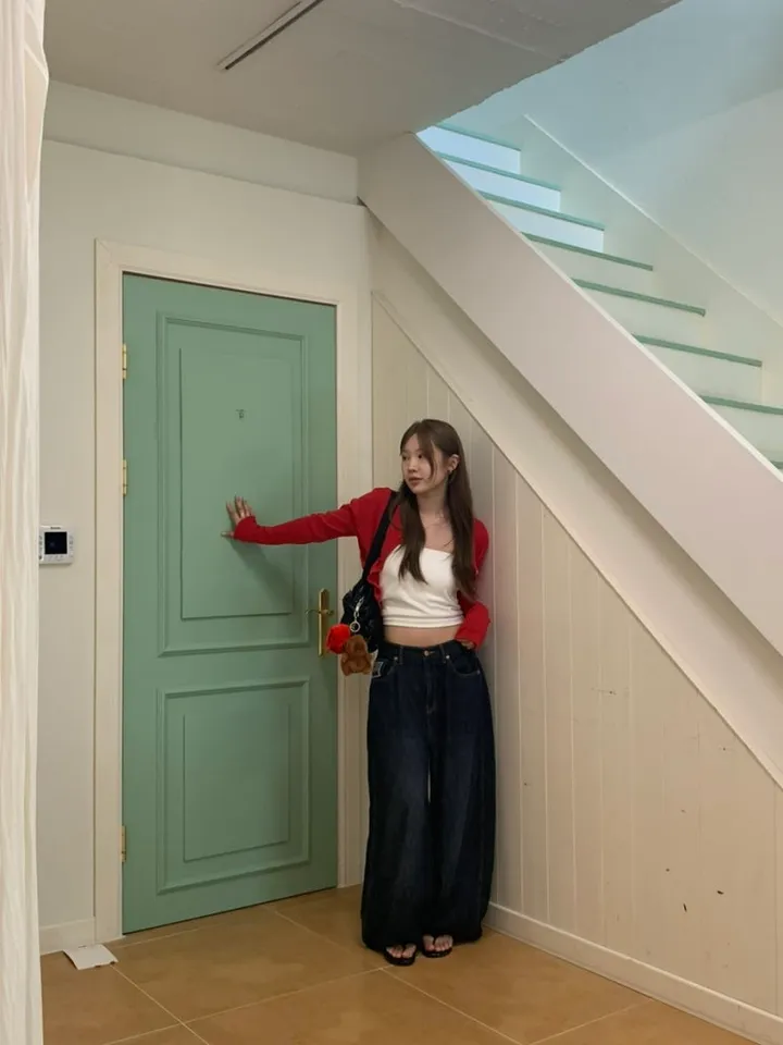 빈티지 딸기 가디건 레드,아이보리, 블랙 [가디건/디테일/빈티지/여름코디/코디추천/데일리/대학생/캐주얼/y2k] 상세 이미지 8