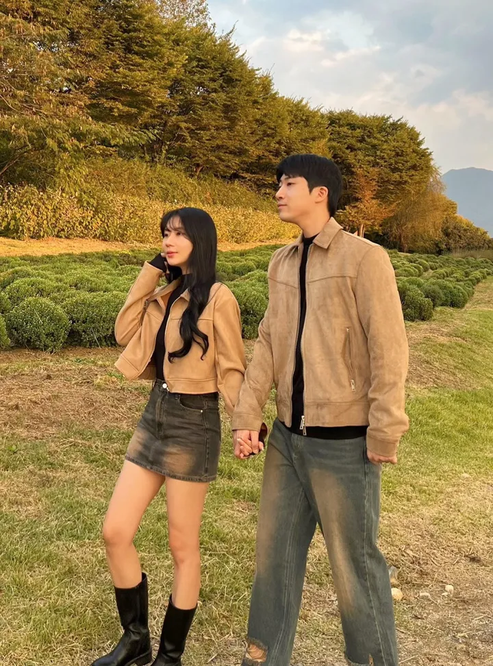당일출고![단독/시밀러룩] 봄 가을 스웨이드 자켓 크롭 오버핏 워싱 청치마 청바지 커플룩 상세 이미지 9