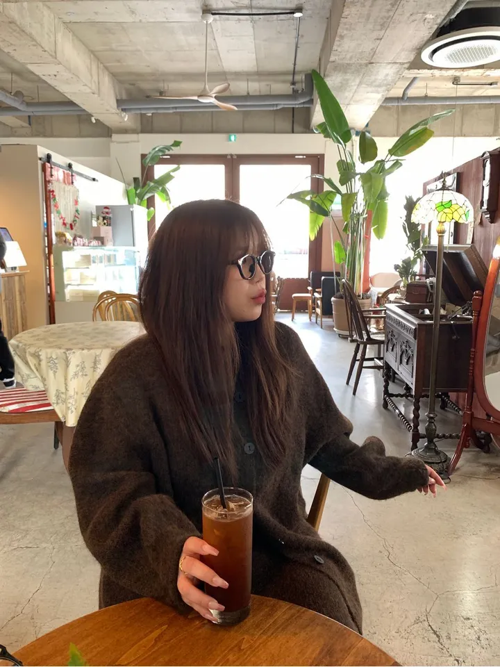 [2가지] 모던 블랙 골드 뿔테 안경 상세 이미지 26