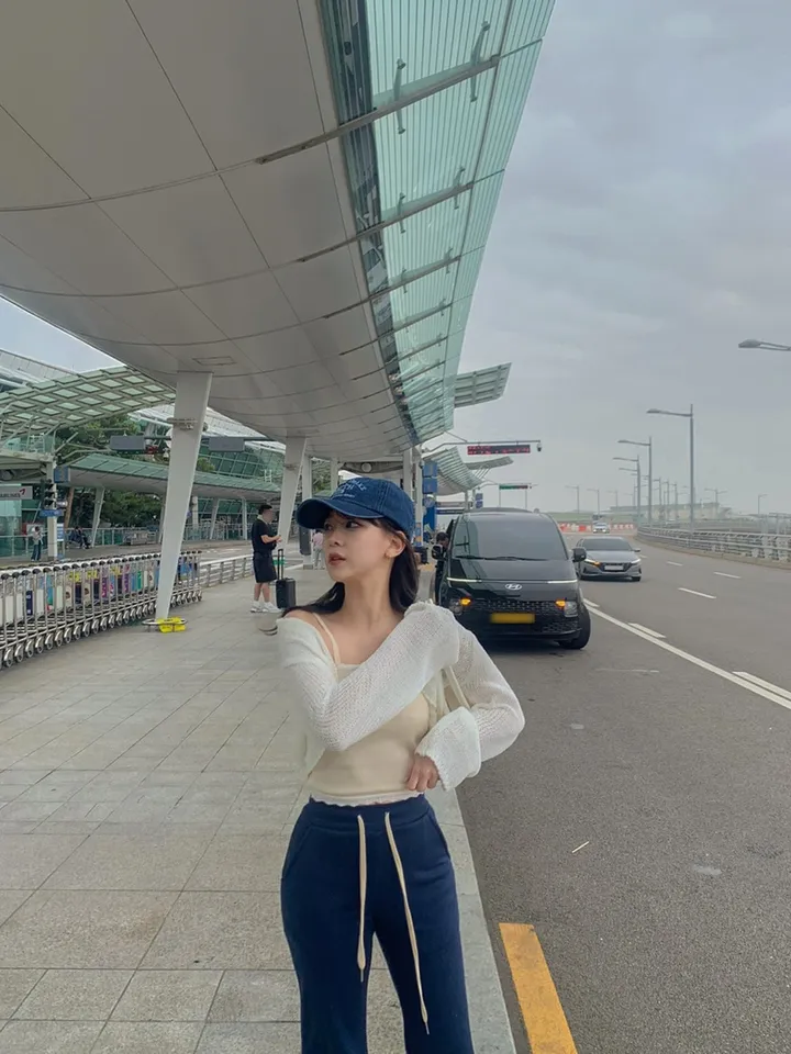 [묶음할인🔥뼈말라핏💙숏&롱] *기모추가* 몸매보정 부츠컷 트레이닝 팬츠 와이드 츄리닝 바지 캐주얼 새내기룩 8col 상세 이미지 32