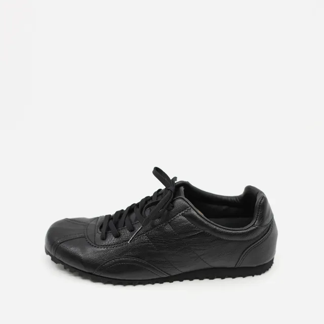 [남녀공용] BLACK SANDS SNEAKERS