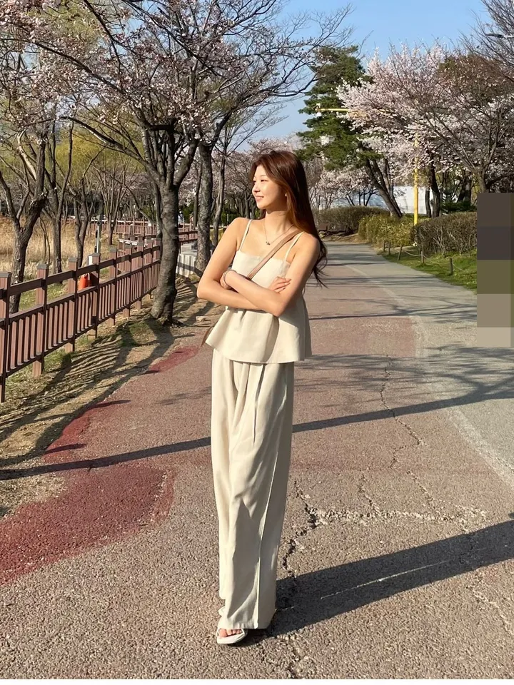 [🌈세트금액/문의폭주🎉] 린넨 핀턱 밴딩 플레어 나시 와이드팬츠 4color 상세 이미지 11
