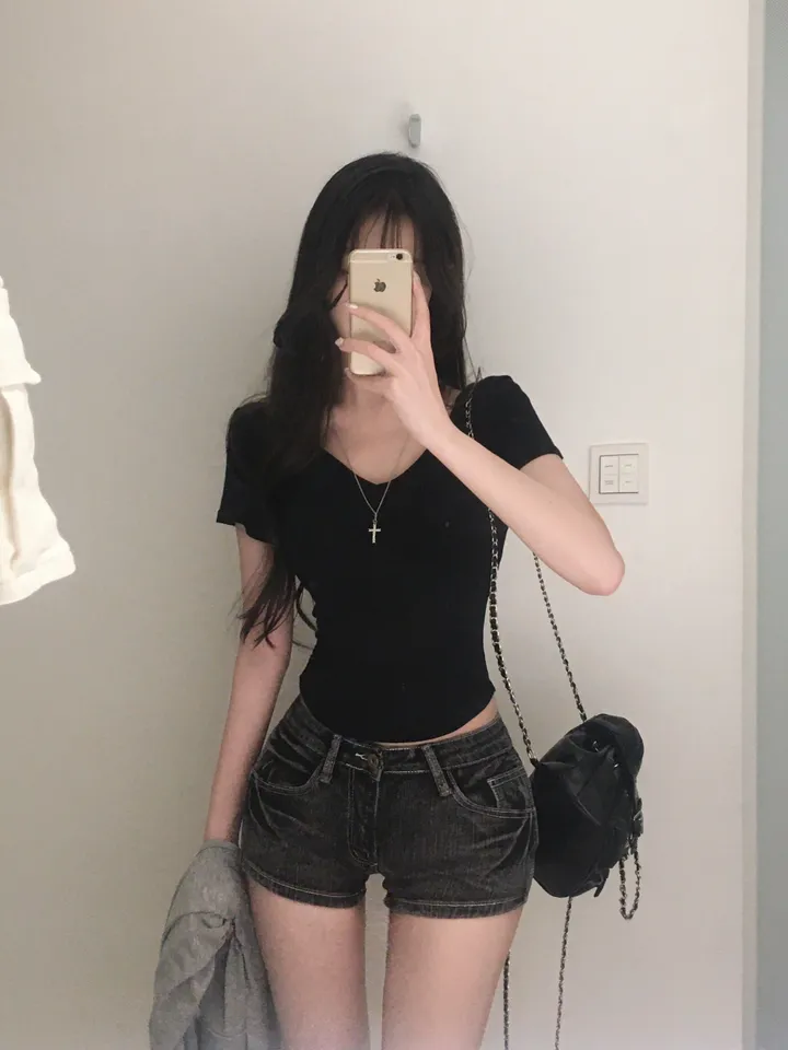 [ 몸매보장 ] 캣츠 슬림 크롭 후드집업 상세 이미지 28