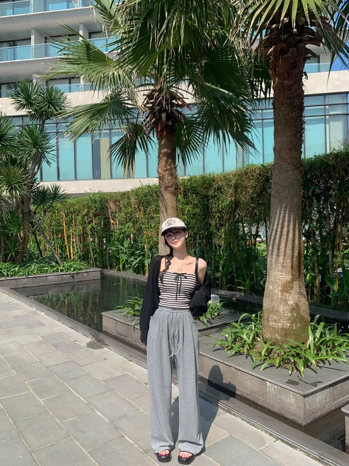 [너무예뻐🐾가디건SET] 자체제작 벌룬 골지 볼레로 니트 가디건 + 단가라 슬림 리본 나시 세트 투피스 세트웨어 SET 스트라이프 탑 사계절 블랙 봄 간절기 새학기룩 1COL 상세 이미지 23