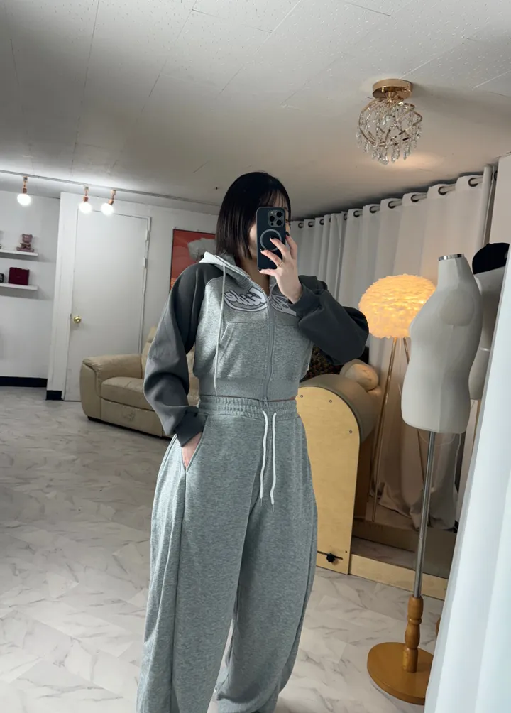 [데일리/투웨이]레터링 나그랑 투웨이 크롭 후드집업 상세 이미지 16