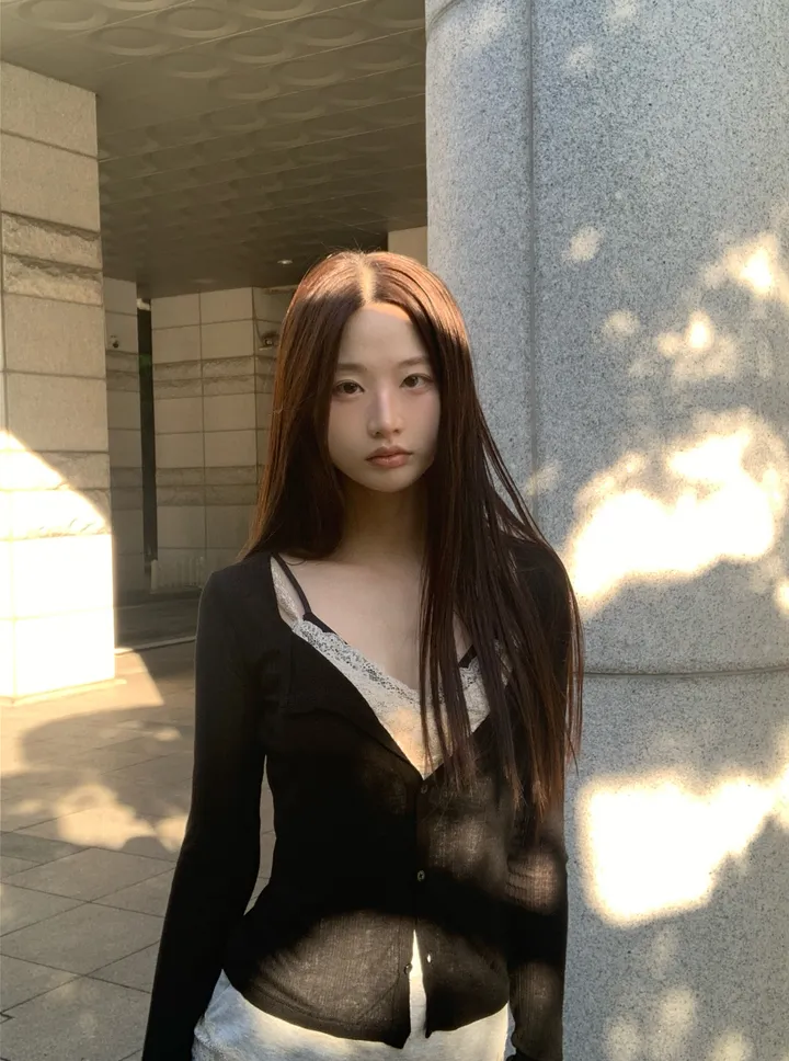 민소매 모델 착용 이미지-S1L27