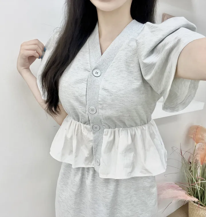 *세트가격+선주문터짐* 어깨패드O 핑키 프릴 퍼프 가디건 + 밴딩짱짱 뒷트임O 롱스커트 (2COLOR) 투피스 트레이닝세트 마실룩 장마룩 레이어드코디 휴양지룩 여행코디 상세 이미지 11