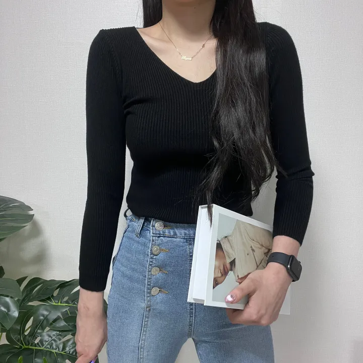 1000장 돌파! 🚀당일발송!🚀✨진짜최저가보장✨ 🎊봄까지 쭉!🎊 주문폭주 🎀리뷰극찬🎀 2개 구매시 묶음할인! 기본 슬림 골지 브이넥 니트 긴팔티 상세 이미지 41
