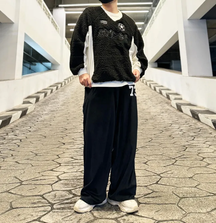 [1+1할인]덤블 양털 밍크 후리스 자수 패치 블록코어 스트링 오버핏 브이넥 아노락 맨투맨 상세 이미지 113
