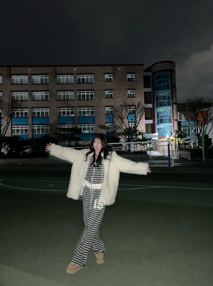 넘버 기모 스트라이프 일자핏 트레이닝 팬츠 상세 이미지 11