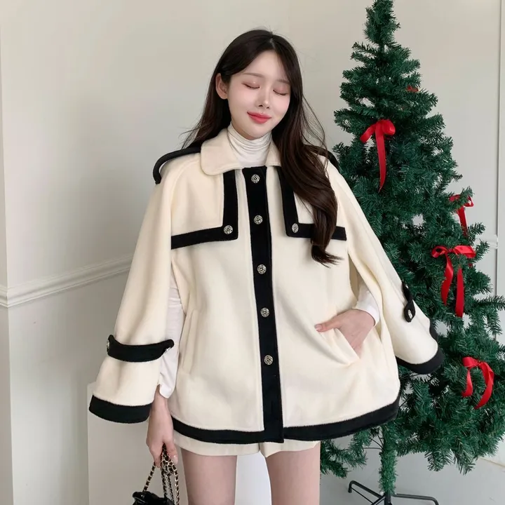 [겨울아우터✨] 클래식 케이프코트 / 숏코트 모직코트 망토자켓 망토코트 연말룩 오버핏자켓 점퍼 겨울자켓 겨울점퍼 아우터 수입의류 배색자켓 핸드메이드코트 울코트 핸드메이드코트 밍크코트 퍼코트 퍼자켓 후리스 뽀글이 숏패딩 경량패딩 무스탕 양털코트 크리스마스 상세 이미지 30