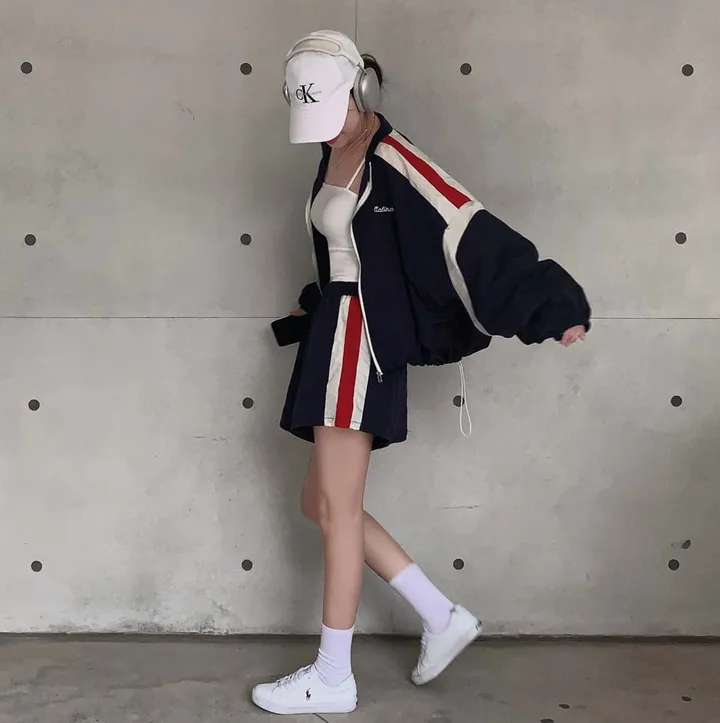 [✨2천장돌파✨]최애핏, 바스락 오버핏 바람막이 배색 집업 반바지 트레이닝 투피스 세트 상세 이미지 32