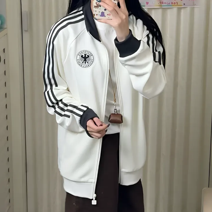 아디다스 오리지널 DFB OG 트랙탑 집업 자켓 아이보리 KG5096 - 에이블리 스토어