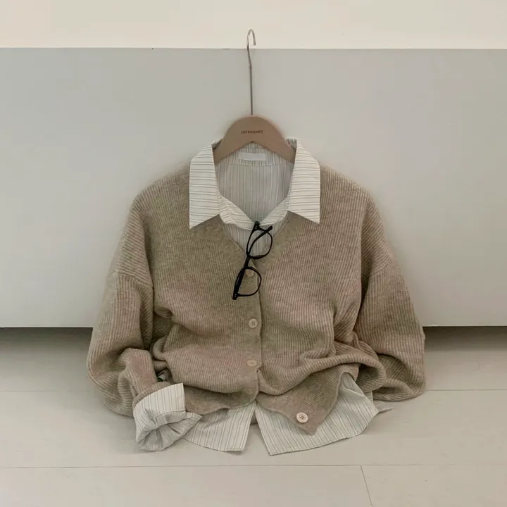 [인생가디건🤍]극여리 루즈핏 울 브이넥 니트 가디건 - 8color 상세 이미지 24