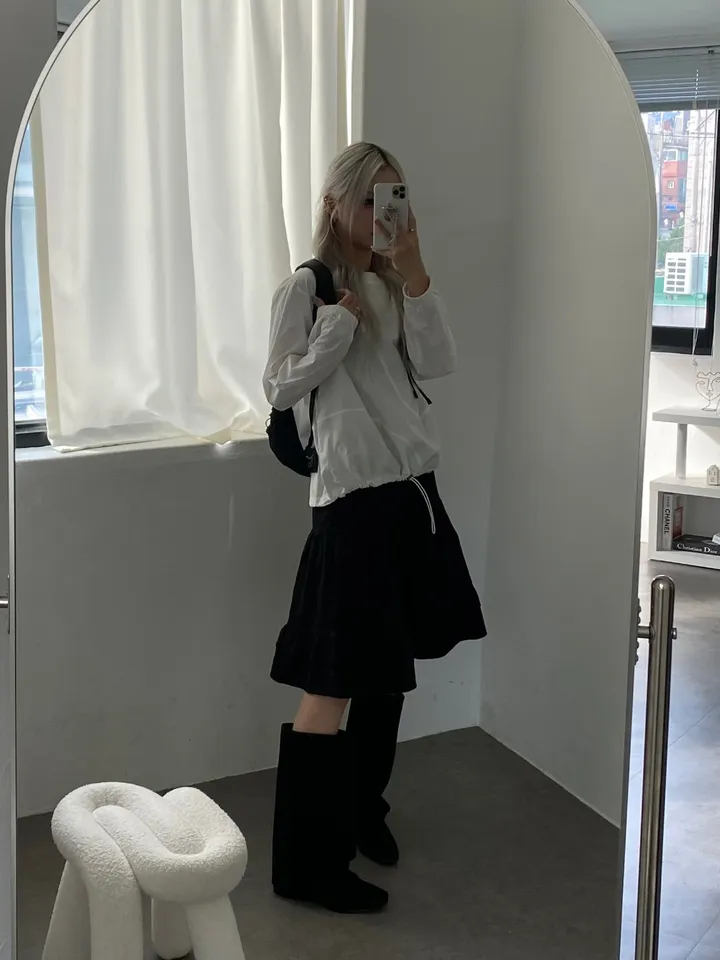 긴팔 티셔츠 모델 착용 이미지-S1L62