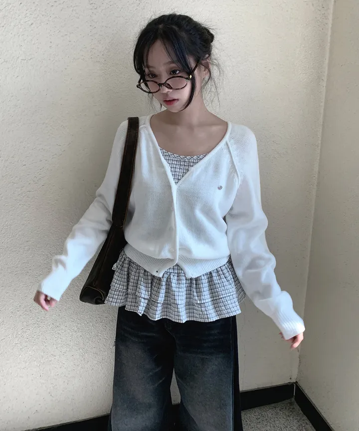 [데일리🫧벚꽃룩] 부코 펜던트 브이넥 니트 가디건 봄 가을 / 벚꽃룩 개강룩 데이트룩 여름가디건 여름니트 클래식블랑 상세 이미지 60