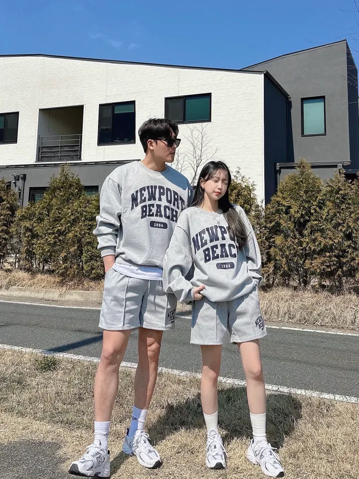 2사이즈/고퀄 남녀공용 맨투맨 반바지 세트 봄 커플룩 시밀러룩 커플 트레이닝 세트 가을 오버핏 아방핏 커플 꾸안꾸 데이트 배색 레터링 뉴포 캠핑 여행 투피스 상세 이미지 29