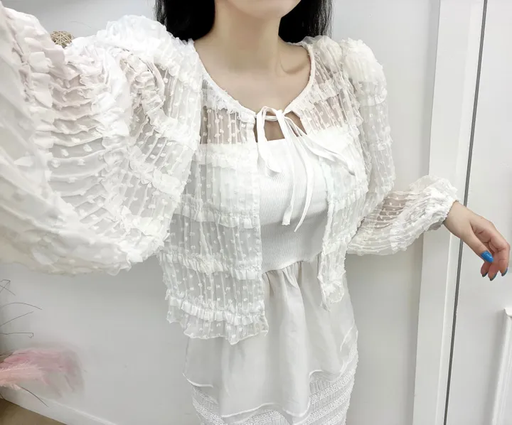 🩵공쥬핏+어깨패드O🩵쉬폰 퍼프 땡땡이 볼레로 가디건 (3COLOR) 시스루 프릴가디건 휴양지룩 여행룩 볼레로블라우스 상세 이미지 4