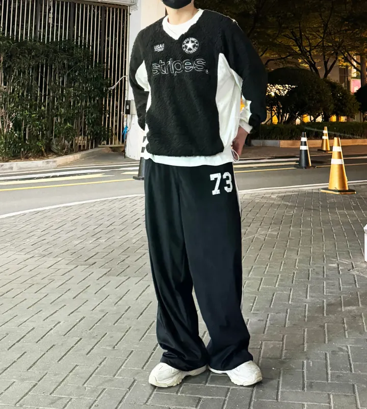 [1+1할인]덤블 양털 밍크 후리스 자수 패치 블록코어 스트링 오버핏 브이넥 아노락 맨투맨 상세 이미지 99