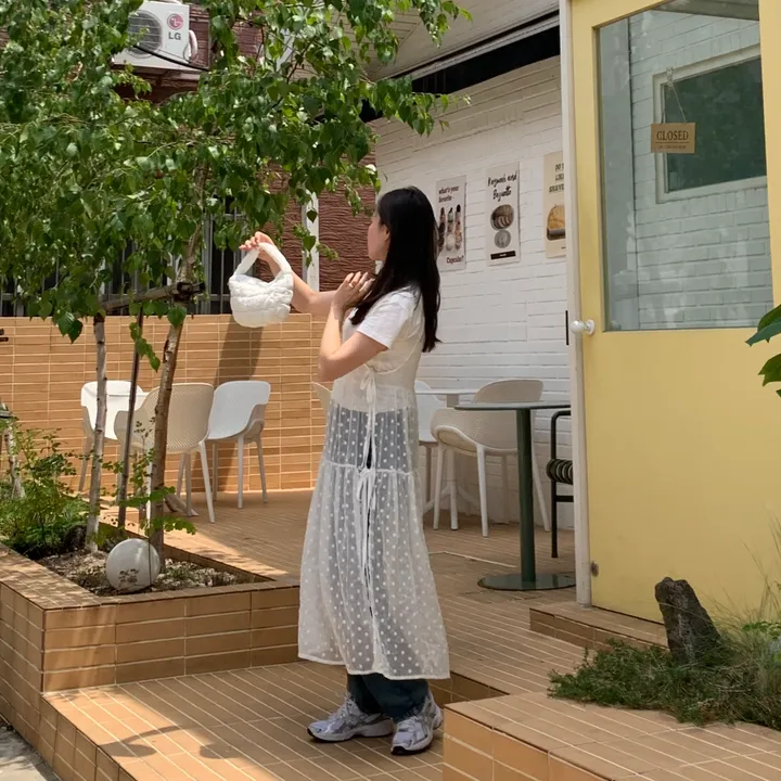 퐁신쫀쫀 겨울백 🩷 2type/ 폭신 귀여운 포인트 버블 미니 패딩백 제니 코스 사계절 신상 데일리 보부상 곱창끈 증정 소프트 크로스백 숄더백 상세 이미지 30