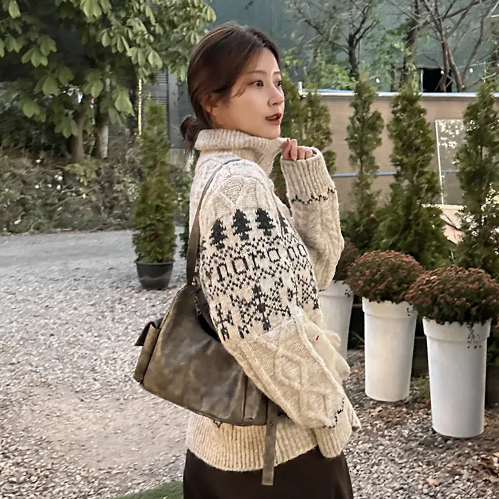 당일출고🚀[wool20%/두툼❄] 하이넥 스노우 패턴 노르딕 루즈핏 가디건 3color 상세 이미지 17