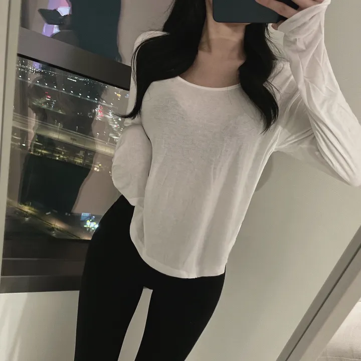 후들촉촉 크롭 유넥 밑단 굴림 긴팔 t 상세 이미지 12
