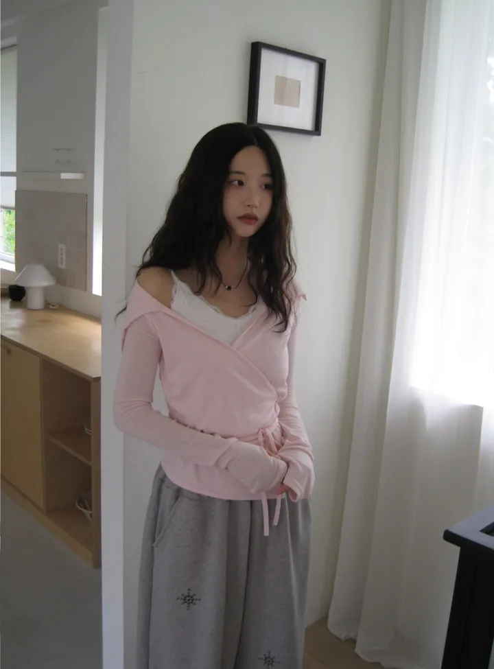민소매 모델 착용 이미지-S1L20