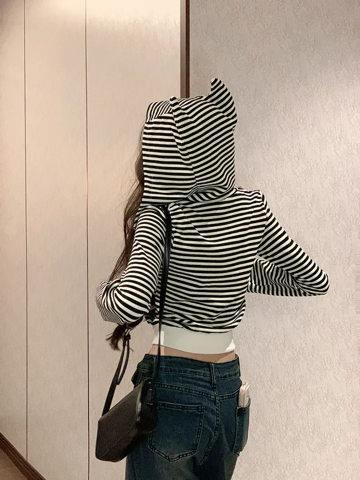 [인기🖤/빈티지]캣츠 스트라이프 후드집업 1color 슬림핏 여리핏 후드 후드집업 단가라 스트라이프 빈티지후드집업 y2k 펑크 고스룩 유니크 크롭 고양이 뿔후드 유니크 봄 상세 이미지 3