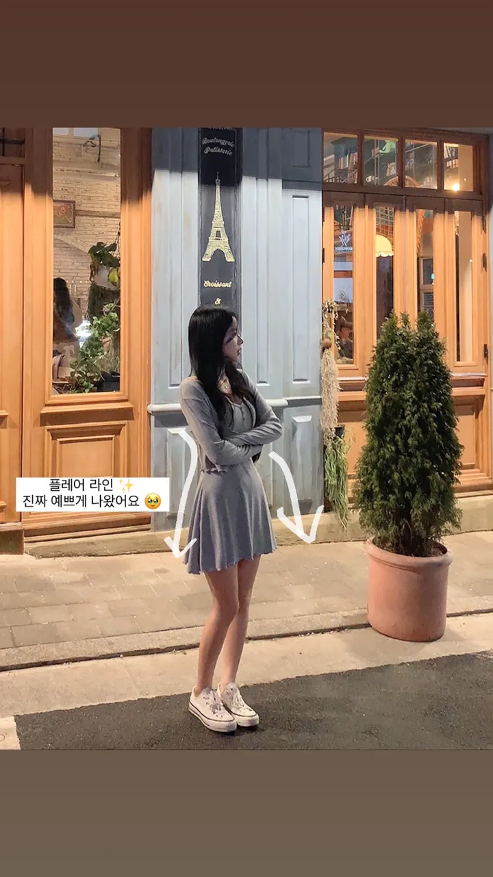 드레스 모델 착용 이미지-S1L7