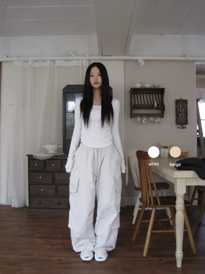 바지 모델 착용 이미지-S1L59