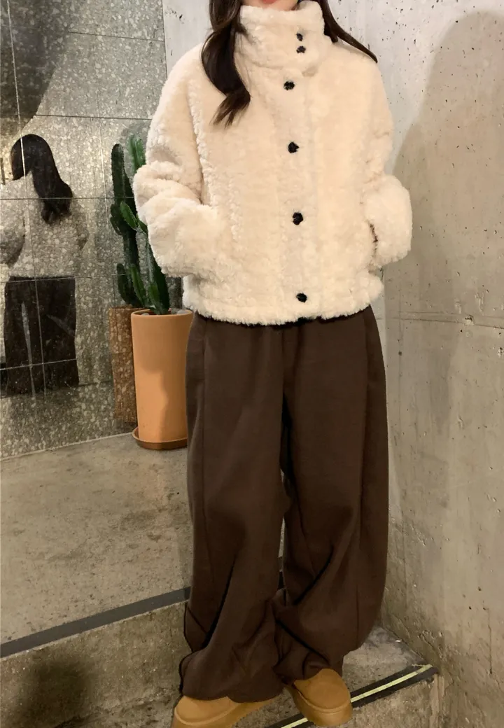 [최저가!/에이블리인기템*.*] 하이넥 터틀 뽀글이 퍼 자켓 겨울자켓 아우터 덤블 숏자켓 숏코트 플리스자켓 상세 이미지 12