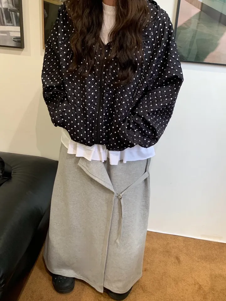 [고퀄/모델소장🖤]도트 땡땡이 후드 바람막이(2color) 상세 이미지 9