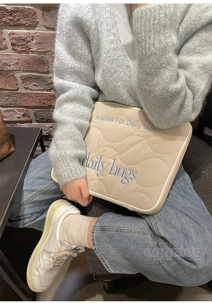 에그머그 daily hugs 퀄팅 아이패드파우치 맥북파우치 노트북파우치 아이패드케이스 노트북가방 11인치 13인치 15인치 상세 이미지 19