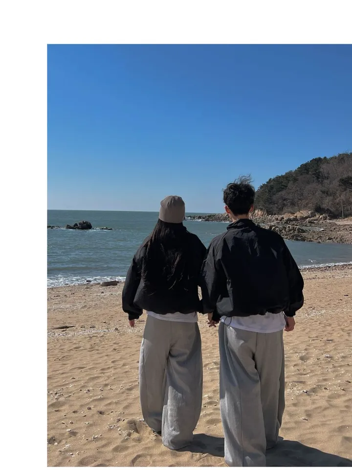 UNISEX [SS/하이넥] 래시 윈드러너 자켓 바람막이 점퍼 오버핏 커플 커플룩 시밀러룩 벌룬 와이드 트레이닝 팬츠 커플 커플룩 시밀러룩 여행 데이트 상세 이미지 25