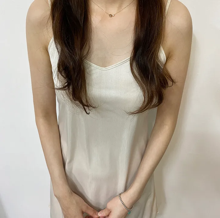 실키 브이넥 사계절 연베이지 슬립(끈조절가능) / 2size 상세 이미지 4