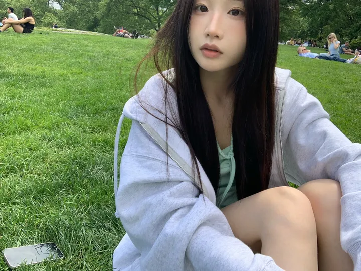 반팔 티셔츠 모델 착용 이미지-S1L22
