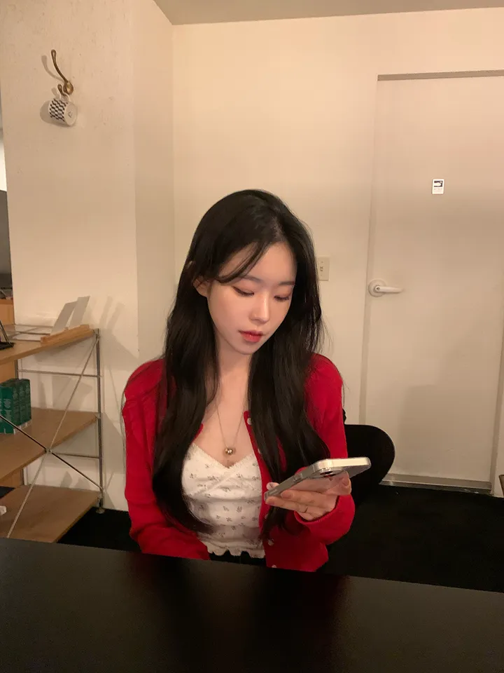 [ 3천장돌파 ] 펀칭가디건 크롭 라운드 가디건 루즈핏 레드가디건 빨간가디건 라운드넥가디건 빈티지가디건 상세 이미지 7
