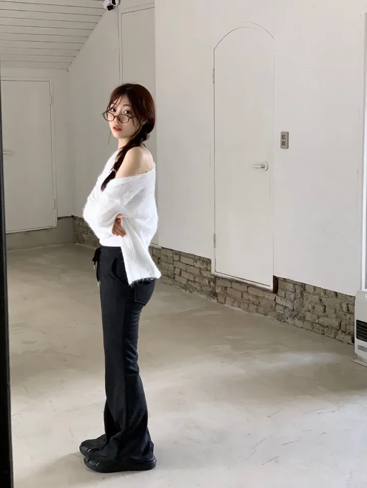 [캡내장O/스판좋아요/부드러워요]메이디 레이스 레이어드 슬림핏 슬리브리스 골지 캡나시 3color 상세 이미지 40