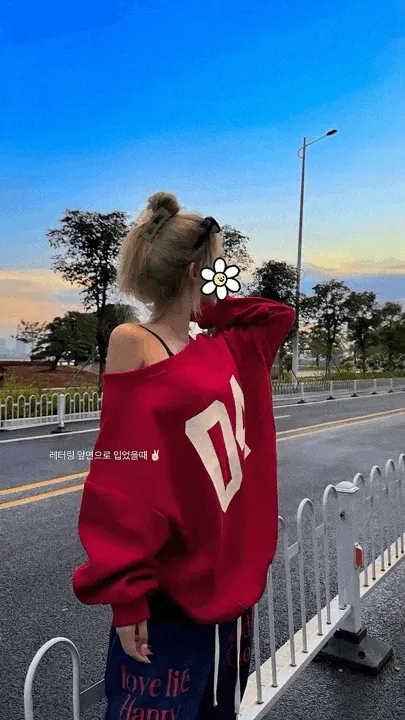 봄신상 루즈핏 반오프 원숄더 스포티  04 컬러 맨투맨 + 배색 체크 와이드 팬츠 상세 이미지 14