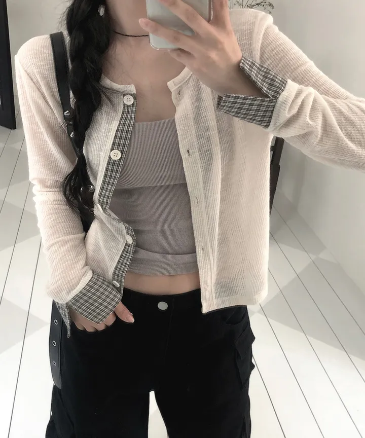 [봄가디건🌷] 띠네 슬럽 배색 체크 커프스 라운드 시스루 니트 가디건 봄 여름 가을 / 봄가디건 여름가디건 레이어드 봄아우터 체크셔츠 뮤잉 상세 이미지 17