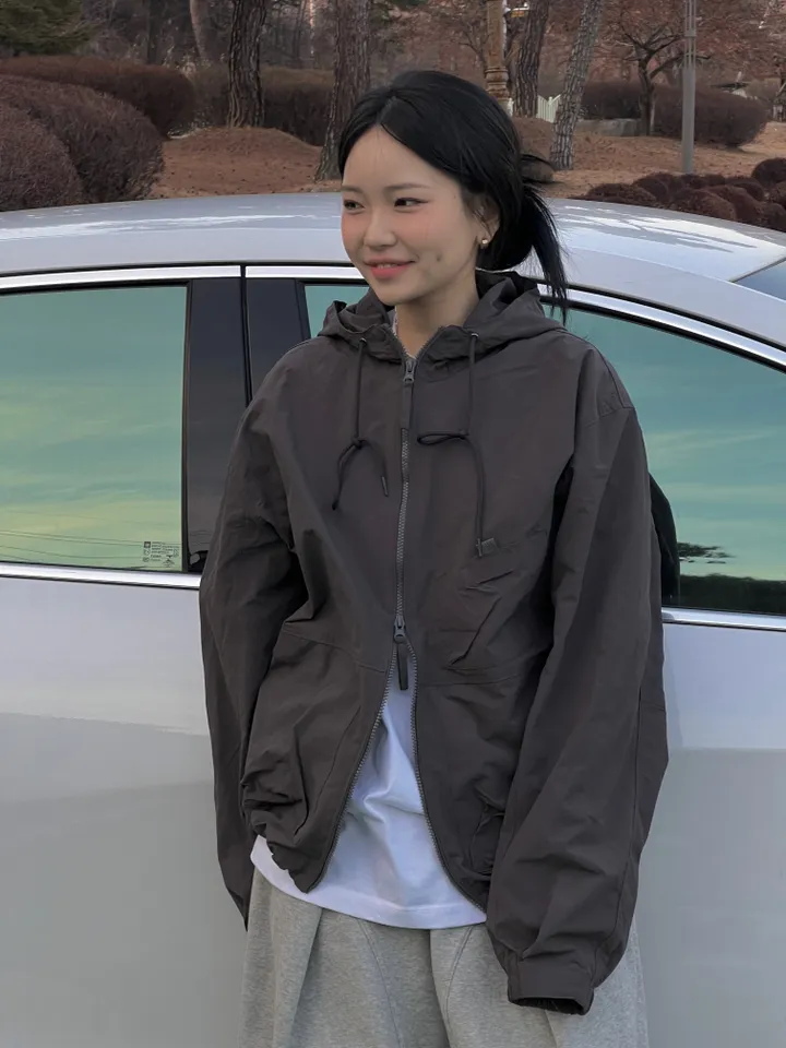 -  남녀공용 탄탄 비비 포켓 오버핏 바람막이 - 상세 이미지 1