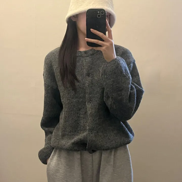 가을 알파카 라운드넥 아방 루즈핏 니트가디건 상세 이미지 16