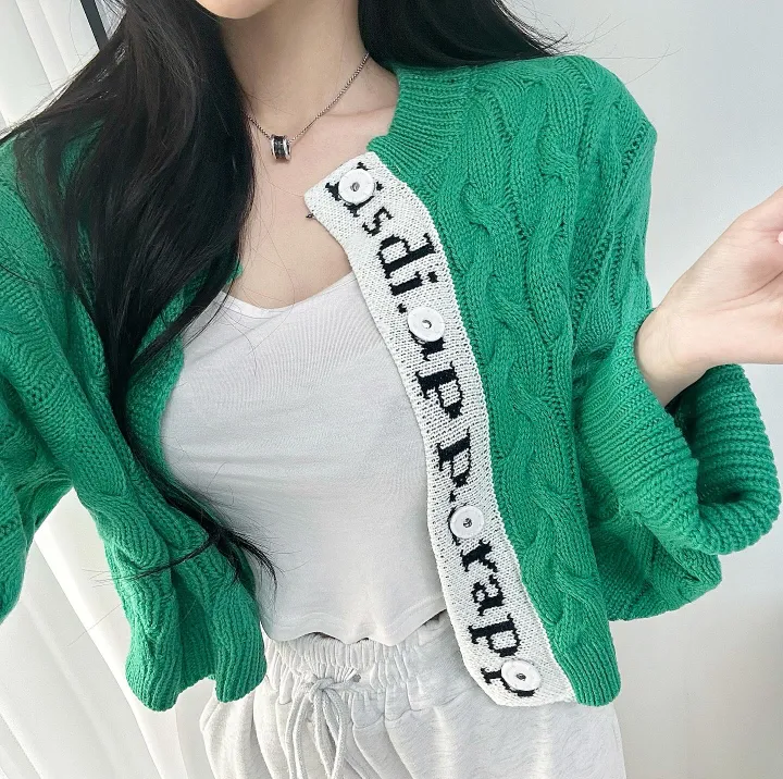 당일배송! *에이블리최저가* 고퀄 레터링 꽈배기 배색 크롭 니트 가디건 6 color 상세 이미지 8