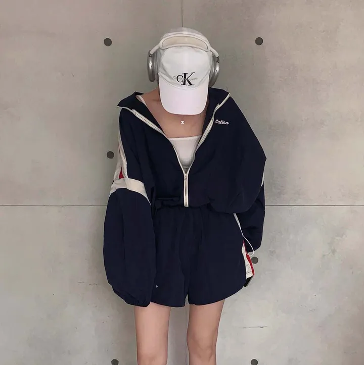 [✨2천장돌파✨]최애핏, 바스락 오버핏 바람막이 배색 집업 반바지 트레이닝 투피스 세트 상세 이미지 18