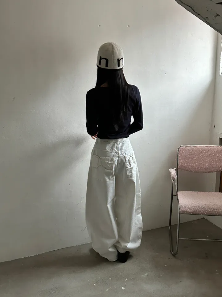바지 모델 착용 이미지-S1L46