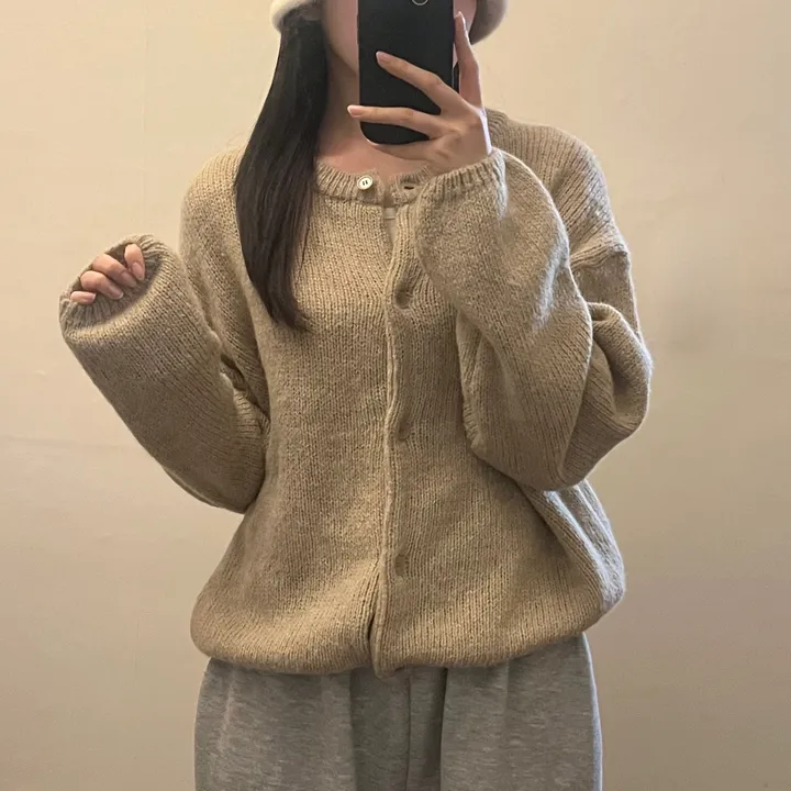 가을 알파카 라운드넥 아방 루즈핏 니트가디건 상세 이미지 12