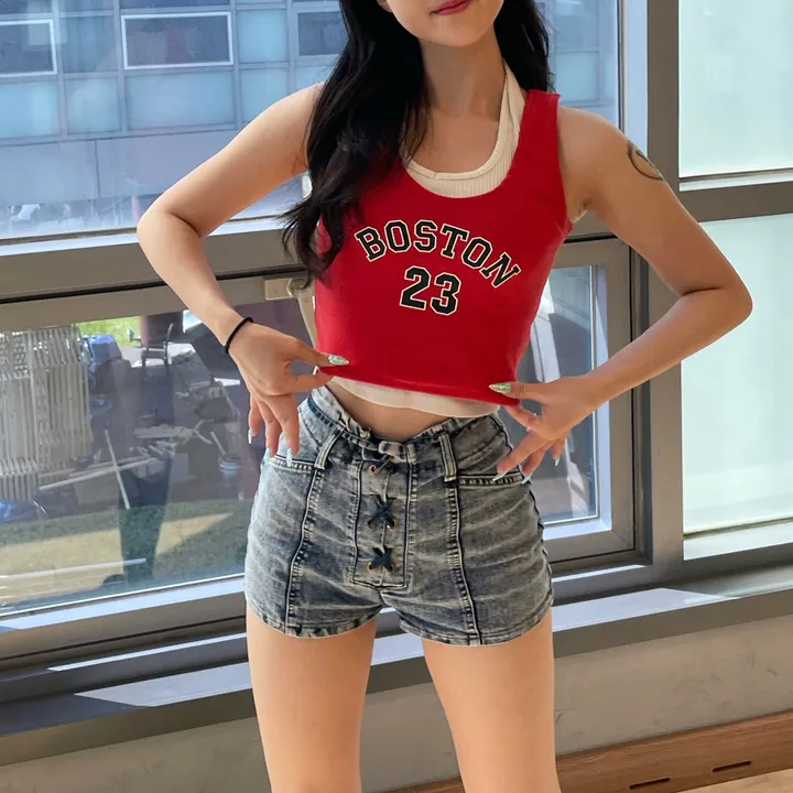 [나시맛집/당일출고] 보스턴 크롭나시 - 3color / 민소매 / 크롭 / 나시 / 무대의상 / 페스티벌 / 여름 / 여름나시 / 댄스 / 헬스 / 운동 / 약골지 / 크롭나시 상세 이미지 2
