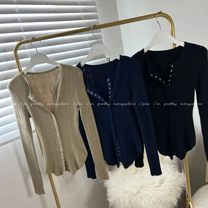 (강추)쫀쫀 슬림 골지 똑딱이 가디건 -3color / 3부팬츠 반바지 치마바지 데님 청바지 원피스 후드 맨투맨 상세 이미지 52