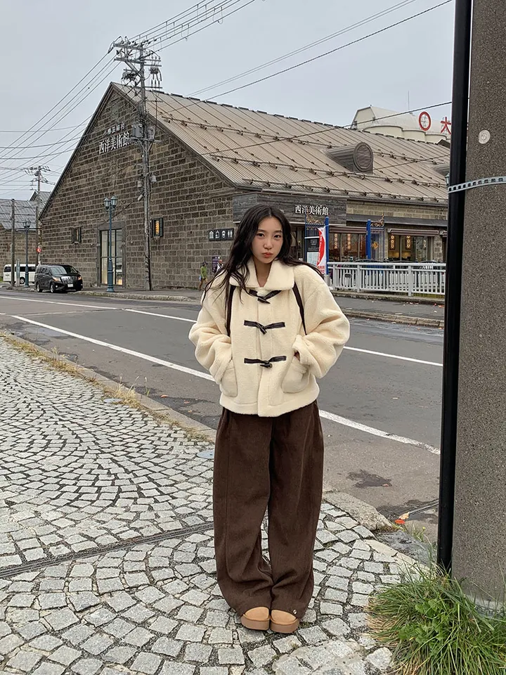 [왕따뜻🤎몽글몽글 *떡볶이코트* 양털 떡볶이자켓 겨울자켓 연말룩] 몽실양털떡볶이코트 상세 이미지 5