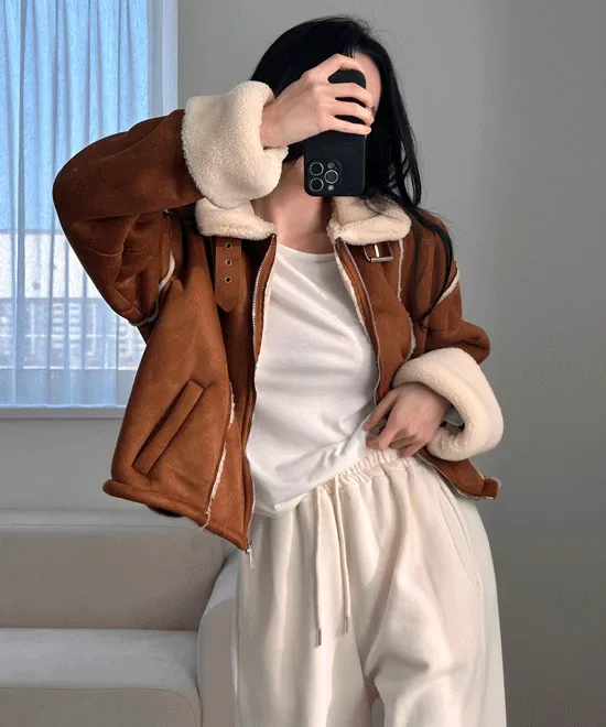 [부해보임X/왕따숩!] 스웨이드 절개 양털 크롭 무스탕 - jp